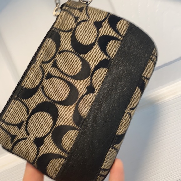 Coach Wristlet - Picture 3 of 5